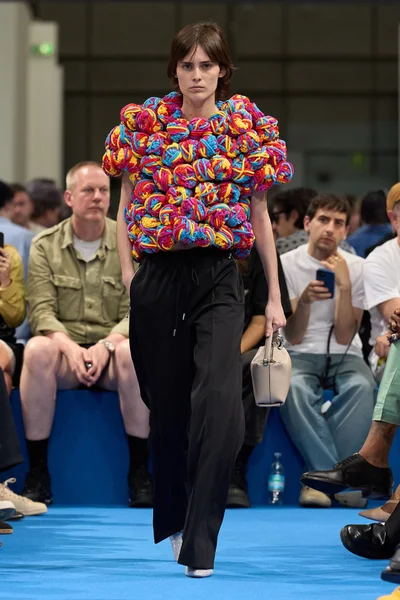 Look 26